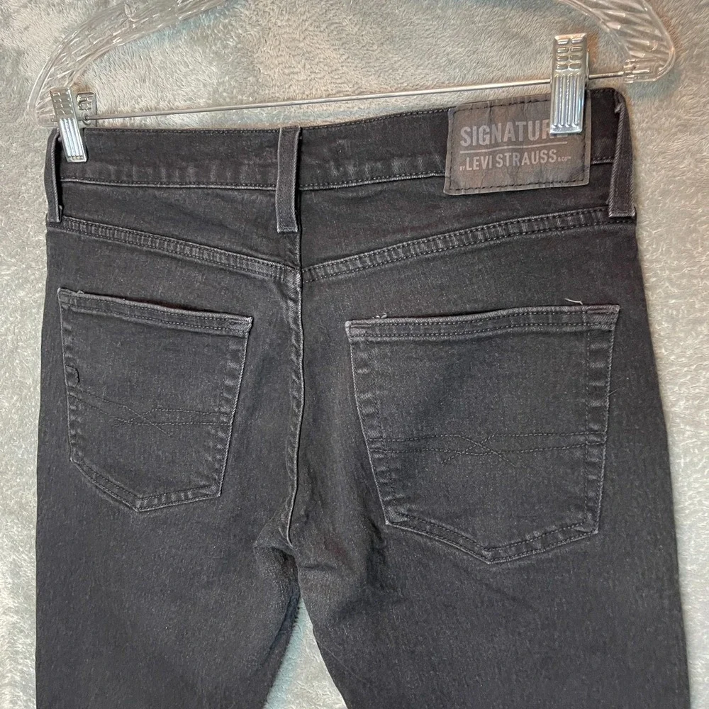 Signature Levis Men Slim Straight Jean 30x30* Black Denim Indie Trap Alternative
